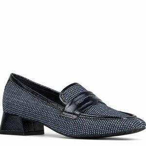 Donald Pliner Navy Textured Loafer Heel - 7.5
